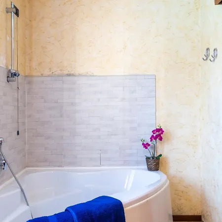 Rita - Vna201 By Interhome * Perledo